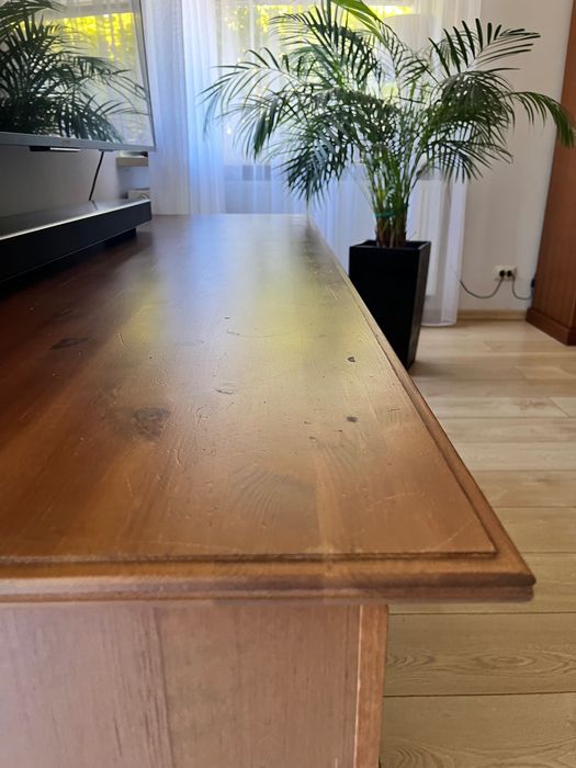 Komplet mebli drewnianych
