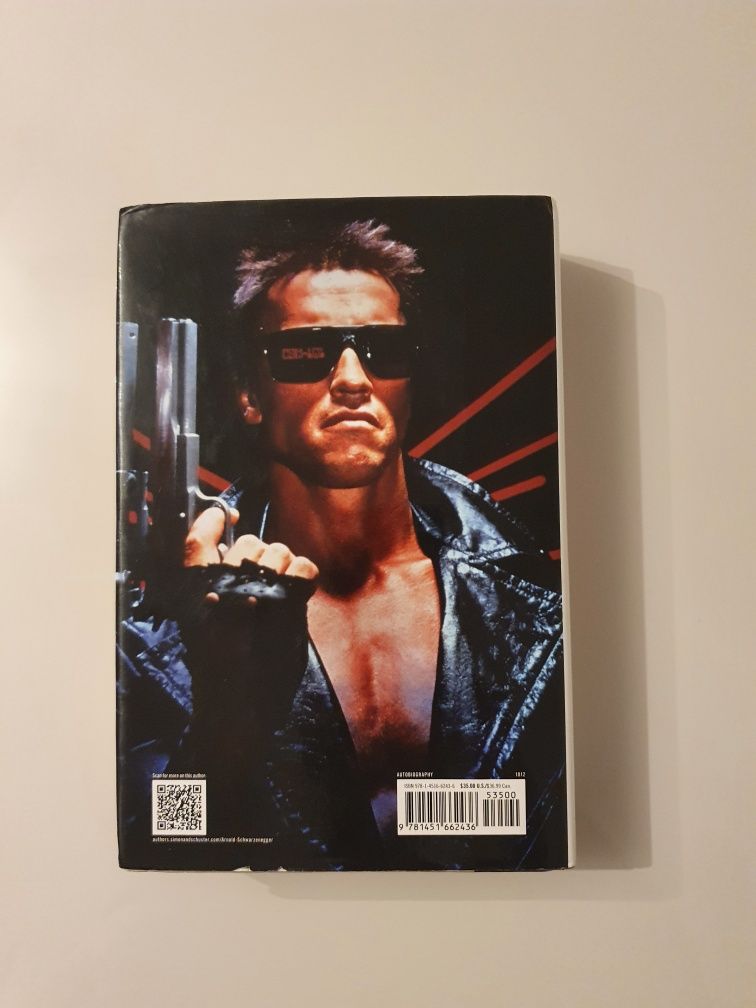 Livro Arnold Schwarzenegger autografado