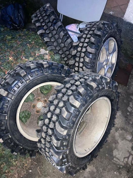 Резина 215/70 R16