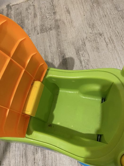 Дитяча машинка, толокар