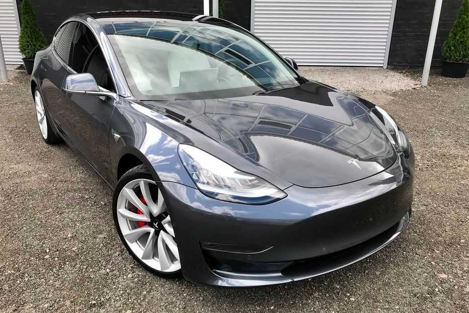 Tesla Model 3 Dual Motor 2020