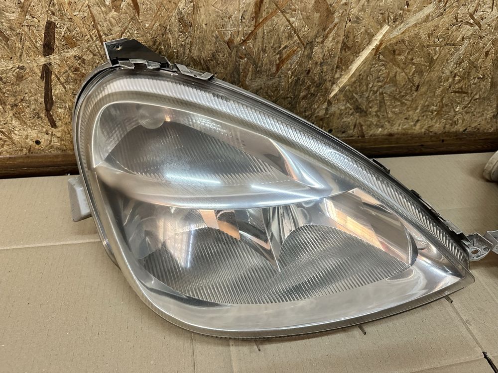 Передні фари Mercedes Benz W168 V169 Мерседес А Клас 2001-2004 рест