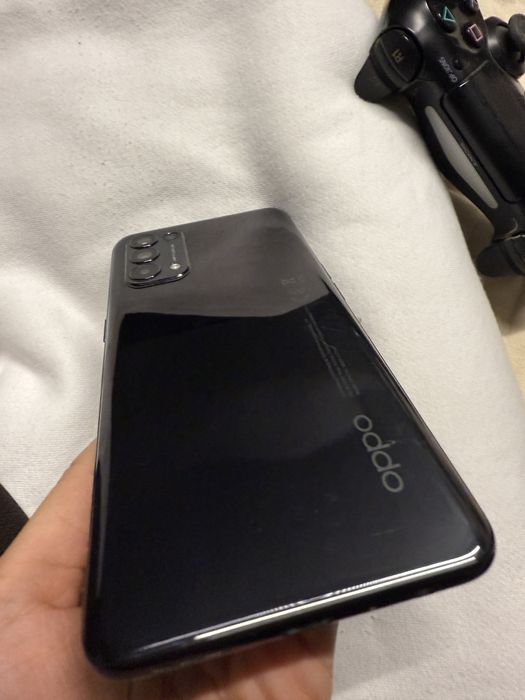 Telefon Oppo Reno 5 5G
