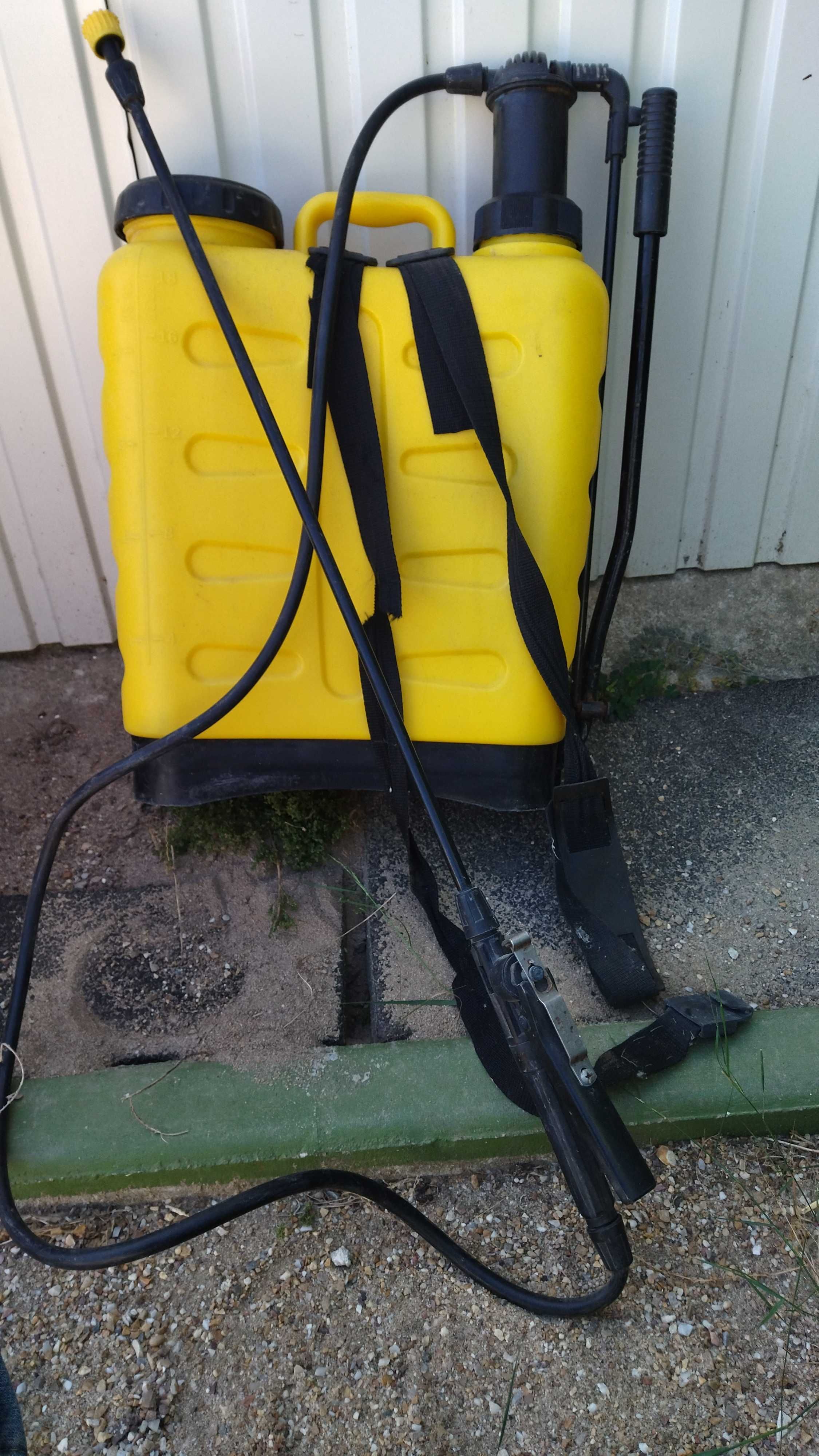 Pulverizador manual de 18 litros