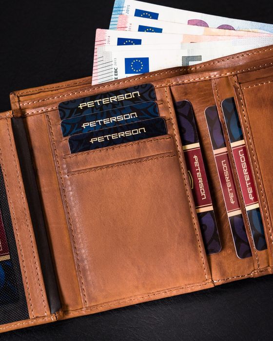skórzany, zapinany portfel męski na karty - peterson
