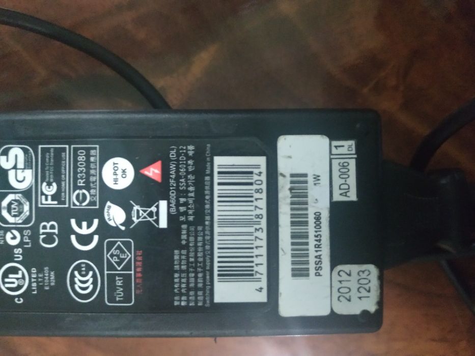 Блок живлення Seasonic SSA-0601D-12 (12V 5A 60W) Оригінал.