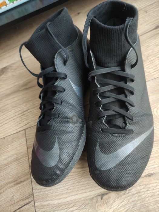 Buty piłkarskie Nike Superfly turfy halówki rozmiar 41 wkładka 26 cm