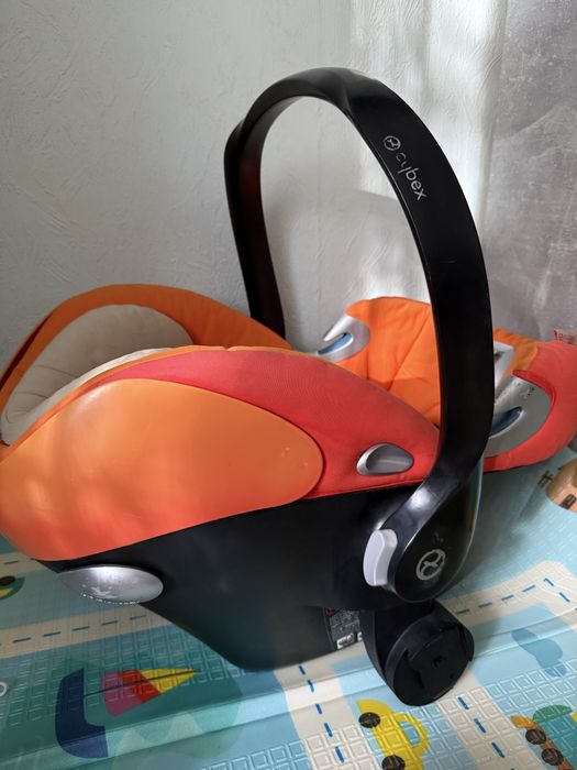 Автокрісло Cybex aton q помаранчевий