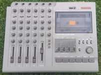 Tascam Portastudio 424