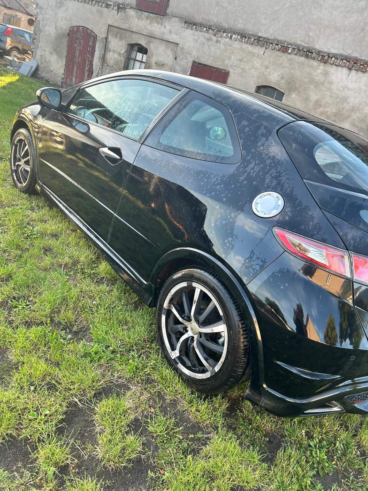 Honda Civic VIII UFO 1,4 TypeS