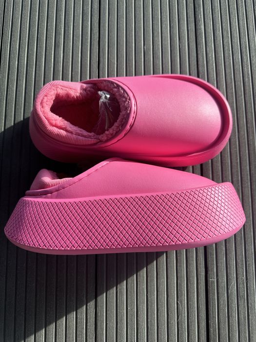 Тапки теплі яскраві