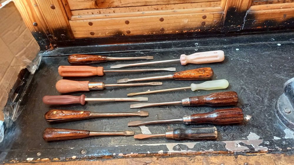 Отвертка шлицевая шоферская СССР