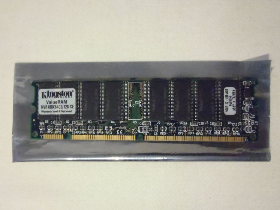 Lote de módulos de memoria DIMM SDRAM e DDR