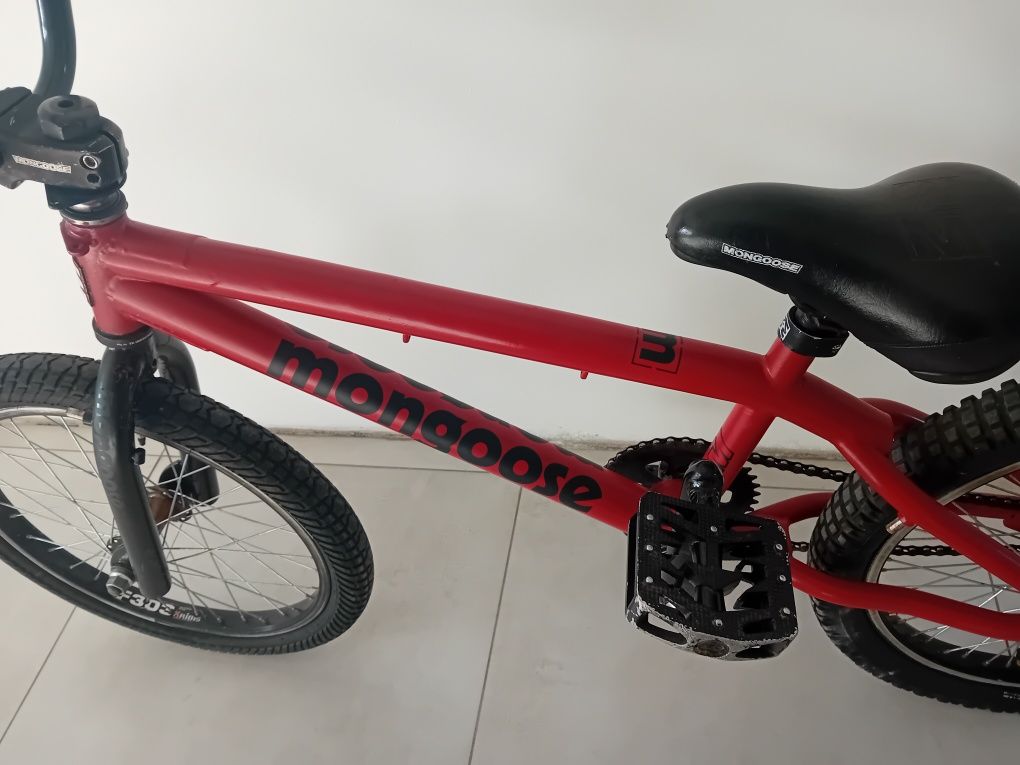 Fajny BMX mongoose