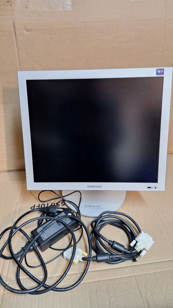 Monitor komputerowy