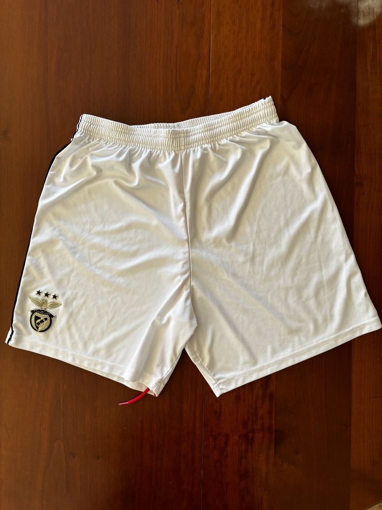 Camisola e calcoes benfica escolas M