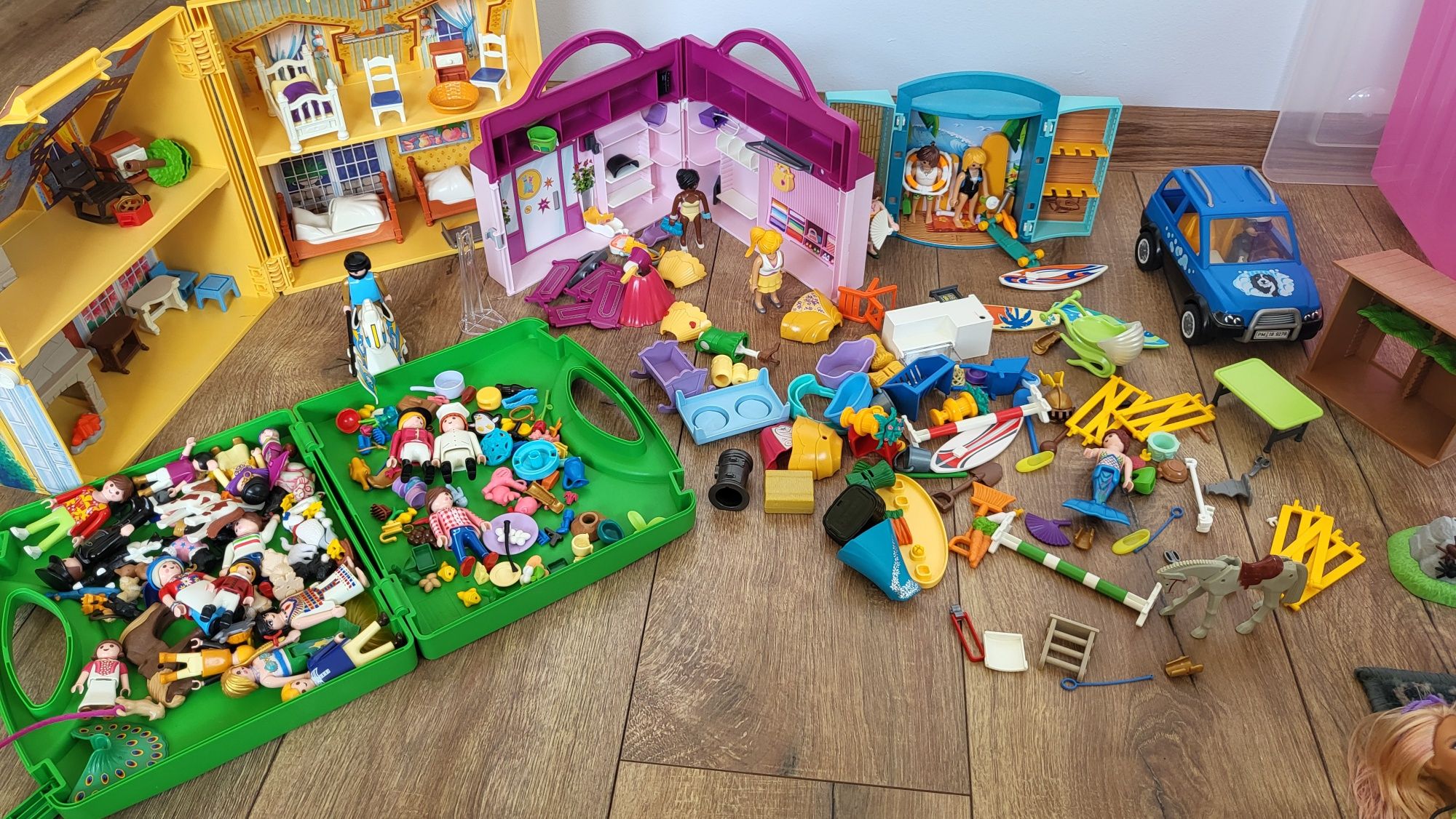 Zestaw Playmobil wszystkomający - domek, farma, surferzy, krawcowac