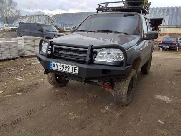 Бампер Chevrolet Niva ВАЗ 2123 силовой передний