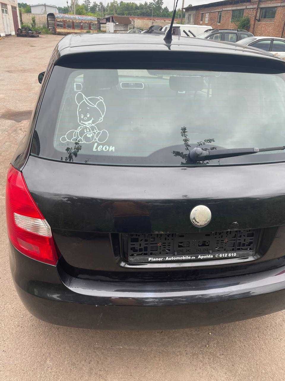Крышка багажника со стеклом, шкода фабия 2 хетчбек, ляда Skoda fabia 2