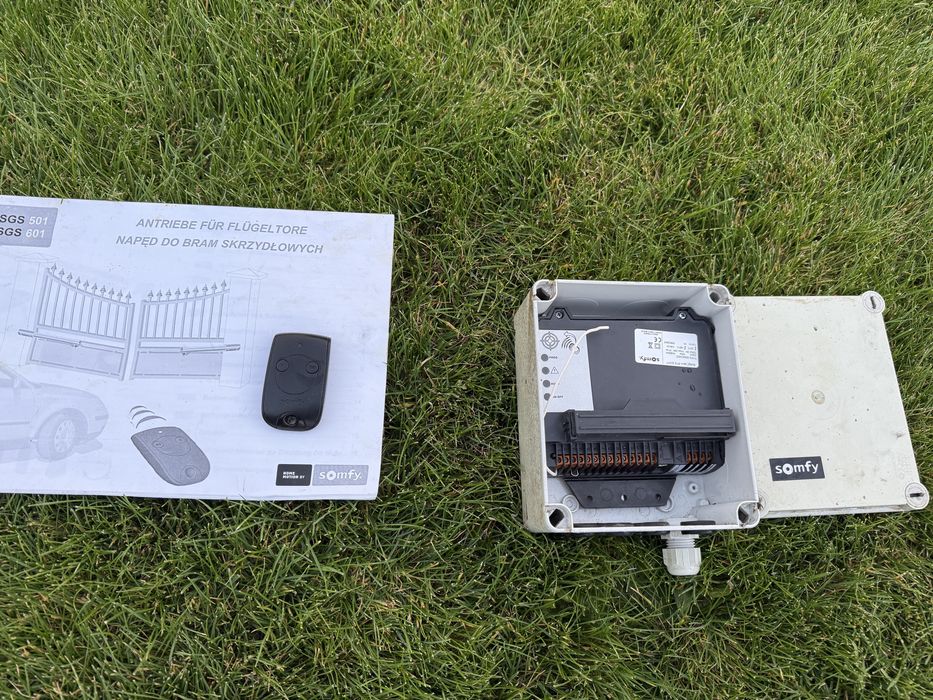 Kompletny naped do bramy  somfy sgs501