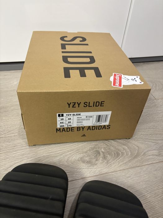 Adidas Yeezy Slide Dark Onyx