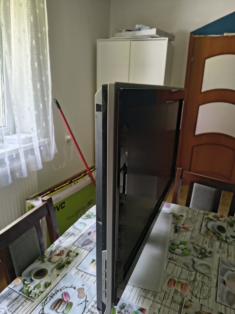 Telewizor 32 całe Philips