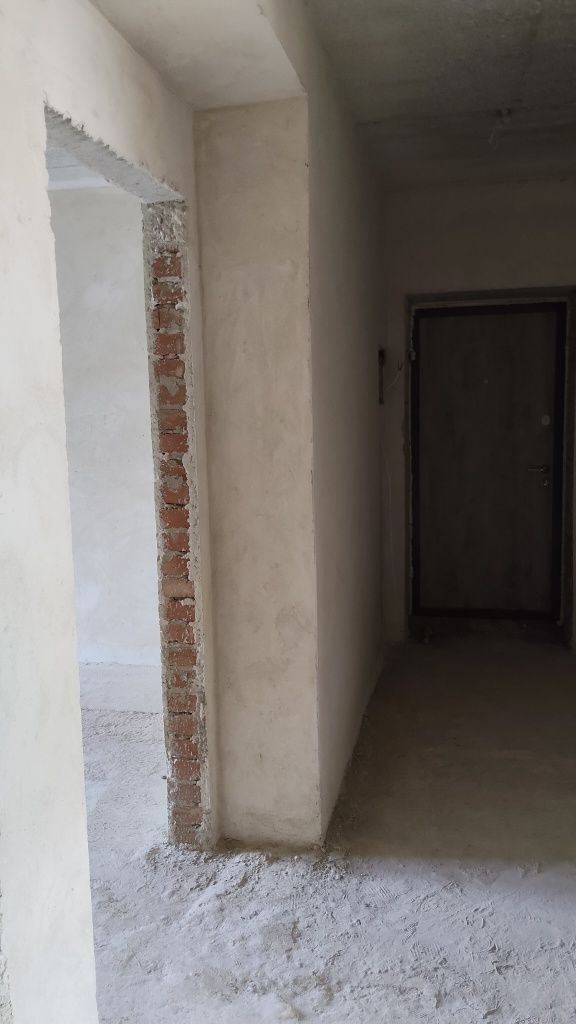 Продам 2 х кімнатну квартиру
