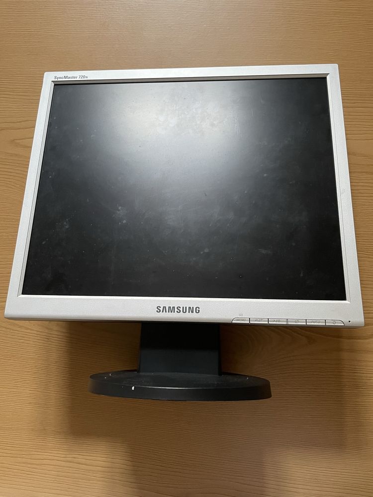 Monitor Samsung SyncMaster 720N