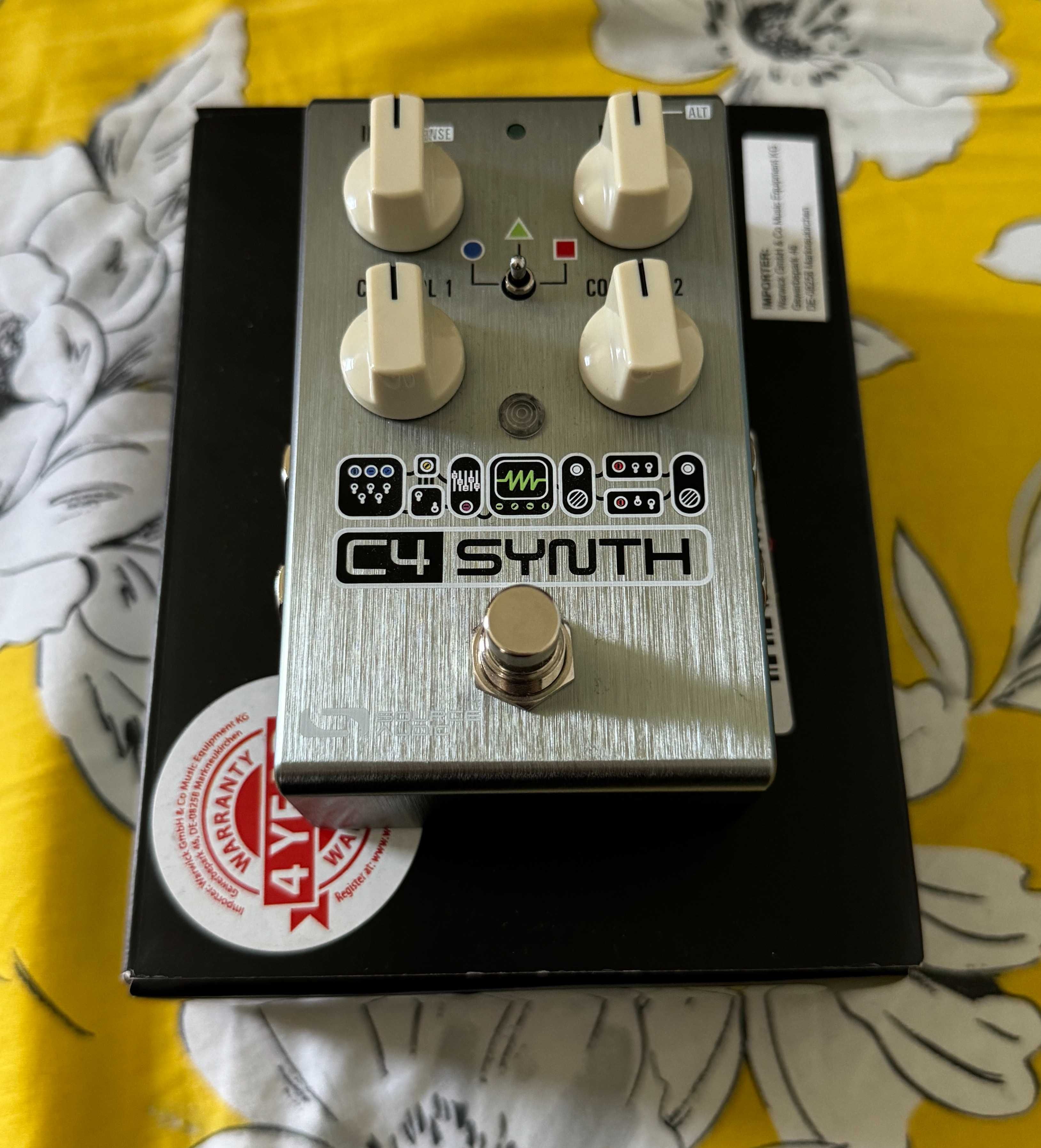 Source Audio C4 SA249 + Source SA168 MIDI Adapter (Jak nowe!) Efekt