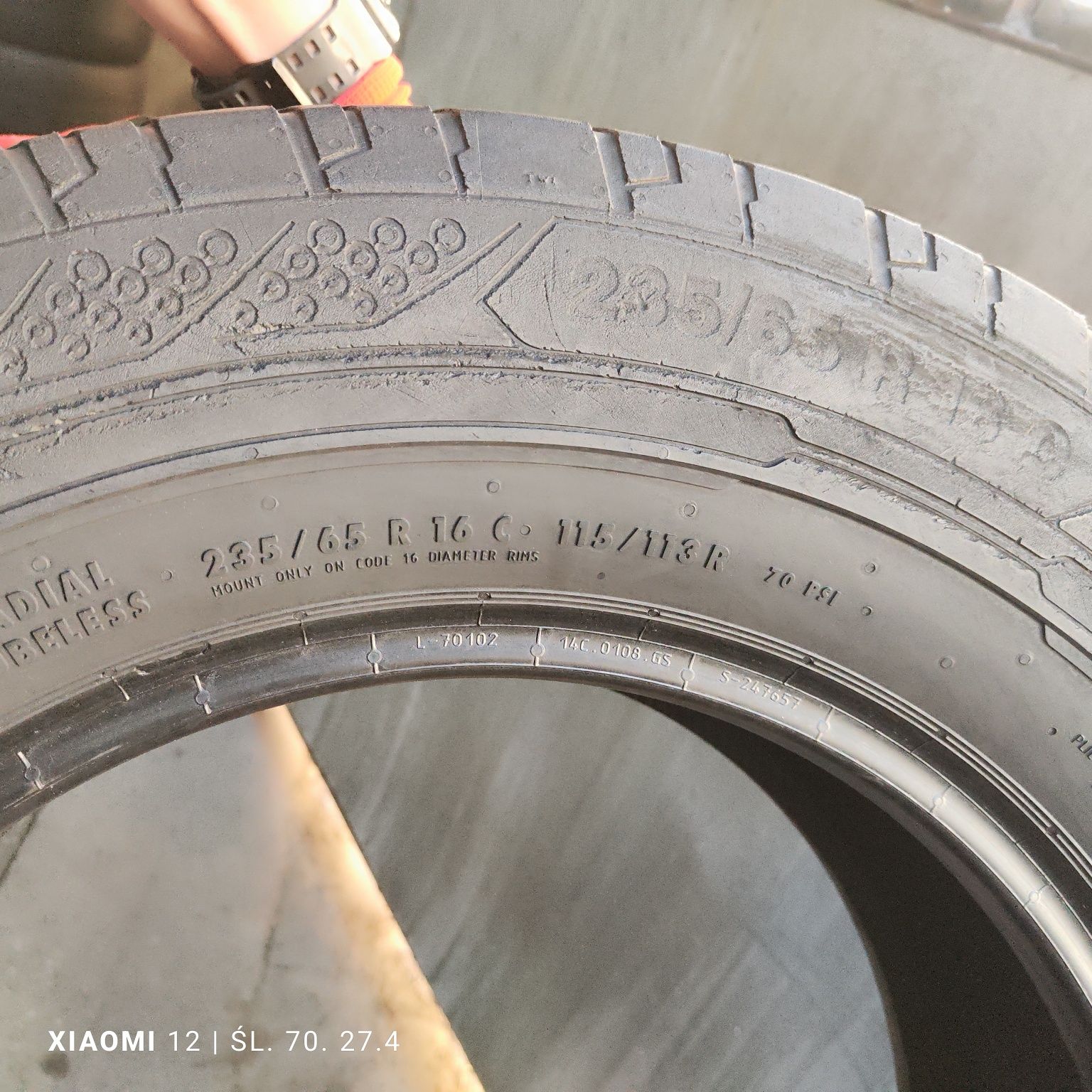 Continental vanco 200 235/65/16c para