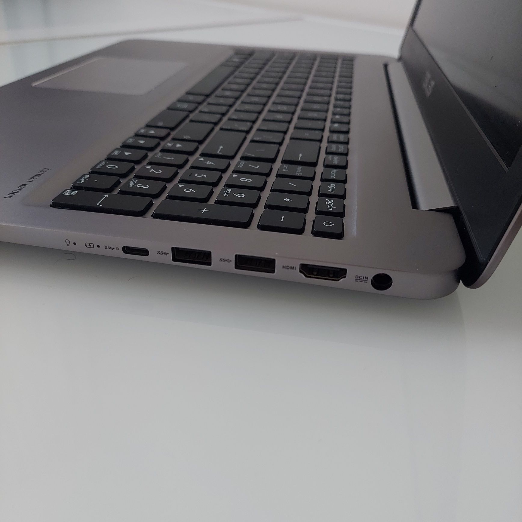 Ноутбук Asus Zenbook uх510 Ultra HD 4K
