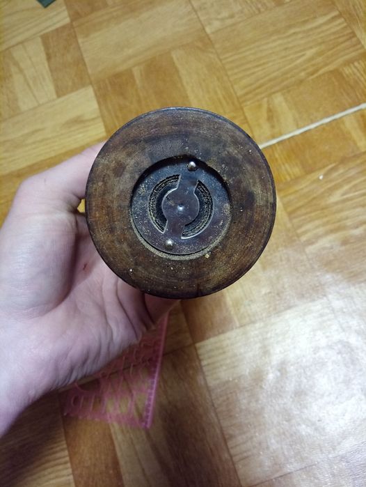 Продам мельницу для специй