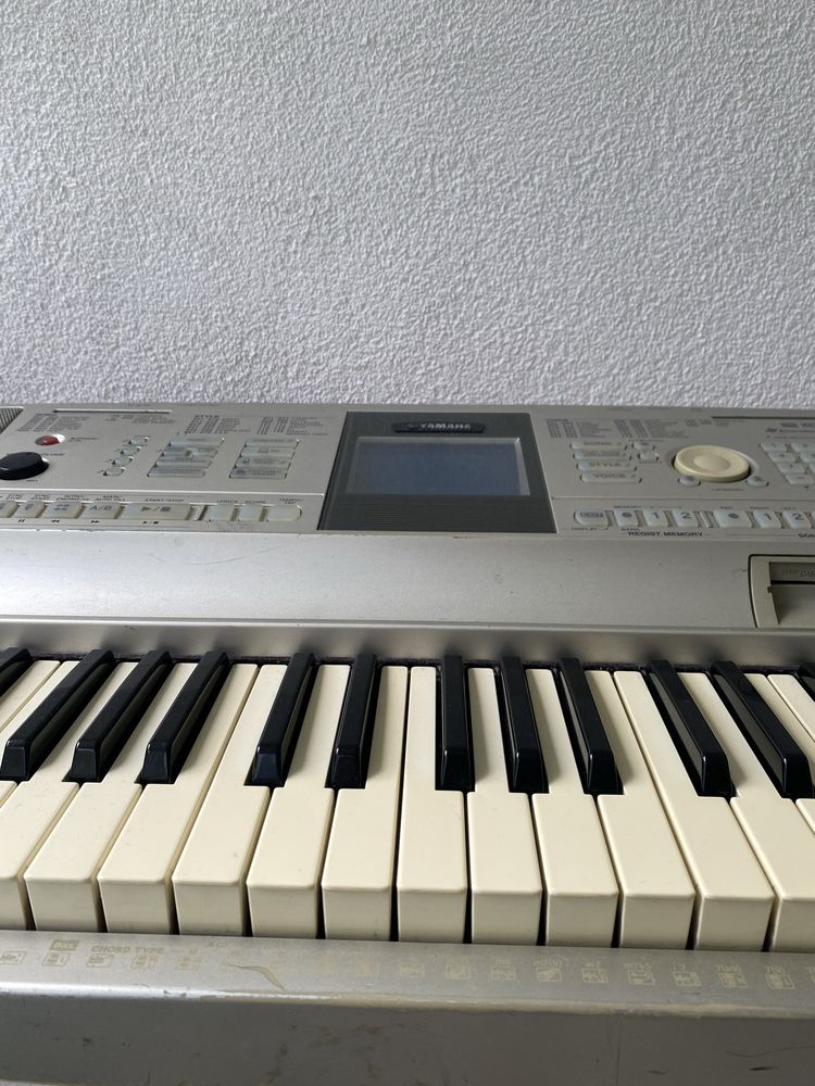 YAMAHA Keyboard Portable Grand DGX-305