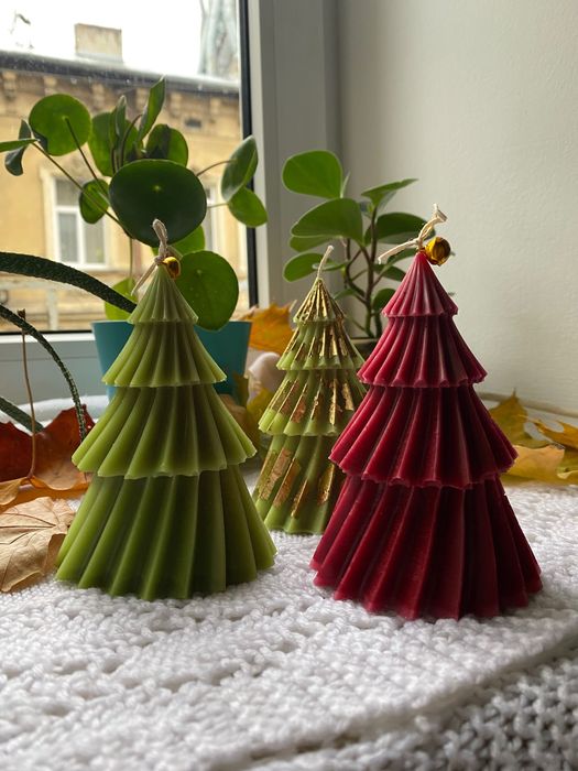 Свічка ялинка (червона, зелена)