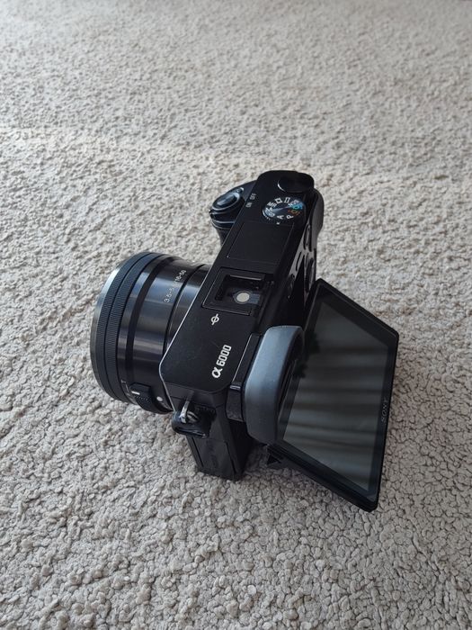 Sony A6000 + 3 lentes