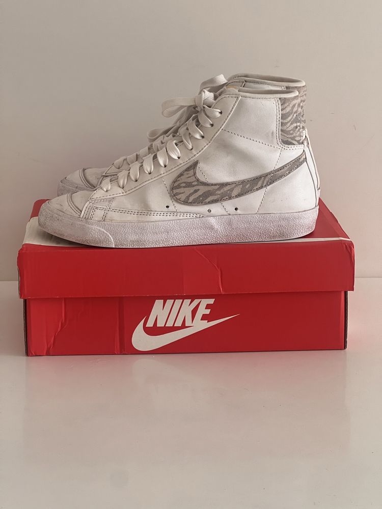 Ténis Nike Blazer Mid 77