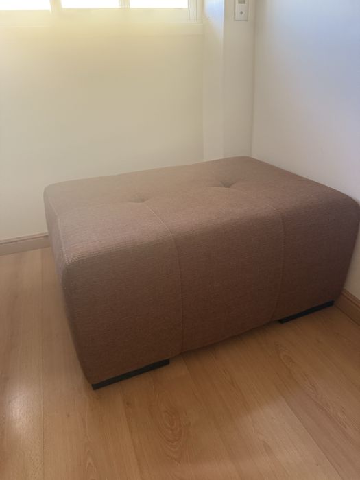 Sofa de apoio castanho