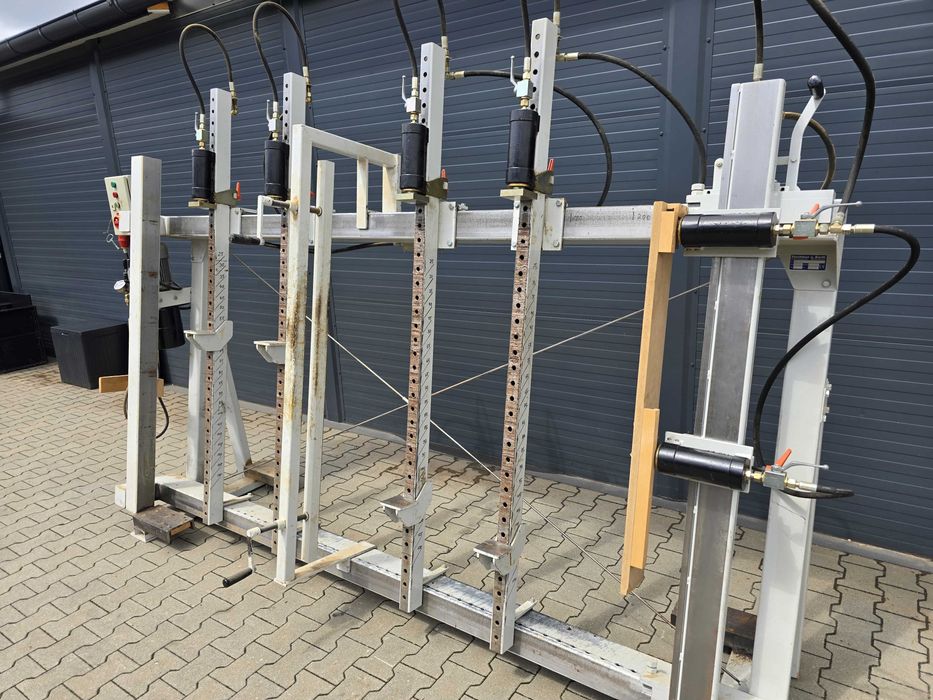 Prasa hydrauliczna do klejenia ramowa/trapezowa 
Marka Feichtner