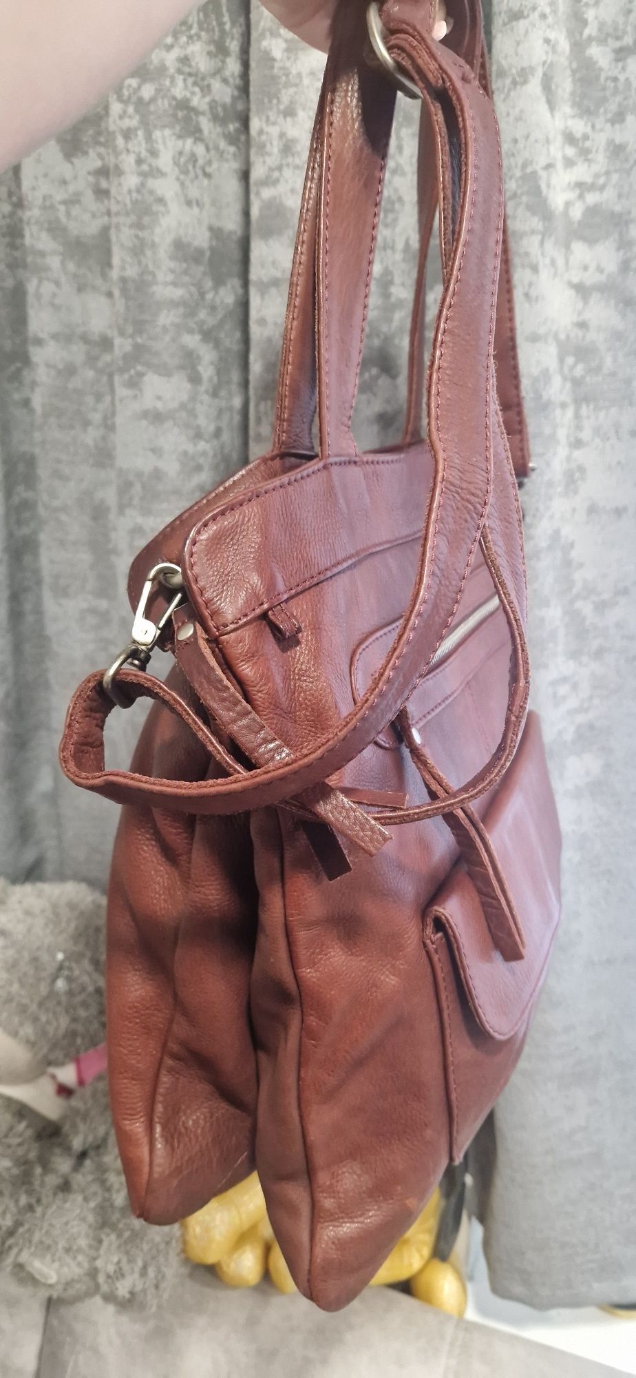 Сумка номерна Cowboysbag, дорогуща фірма, колір марсала 33×33×10