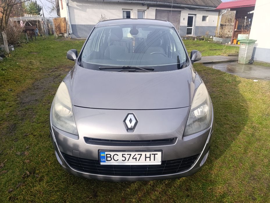 Продам renault grand scenic 2010 1.9 dci