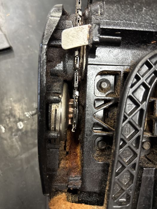 Pilarka McCulloch CS340, uszkodzona