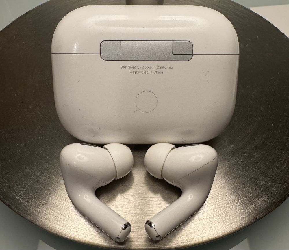 AirPods Pro 2 com entrada de carregamento USB-C