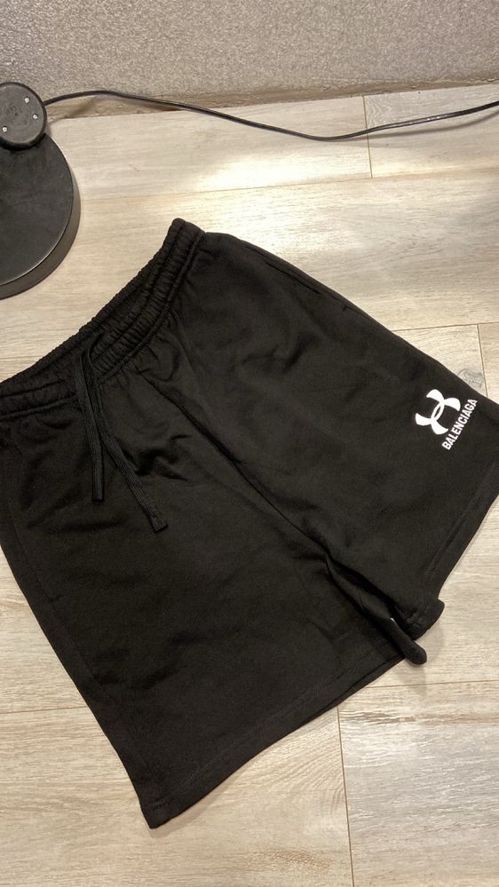 шорти balenciaga x under armour
