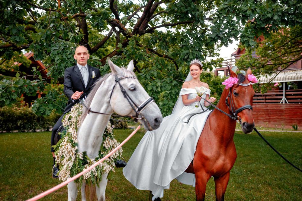 СВАДЕБНОЕ платье с шикарным шлейфом + подарок