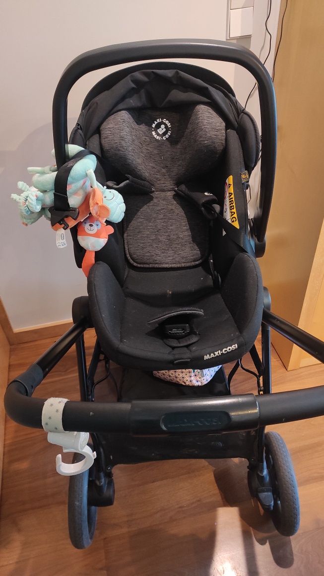 Ovo maxi cosi Marvel com isofix e adaptadores