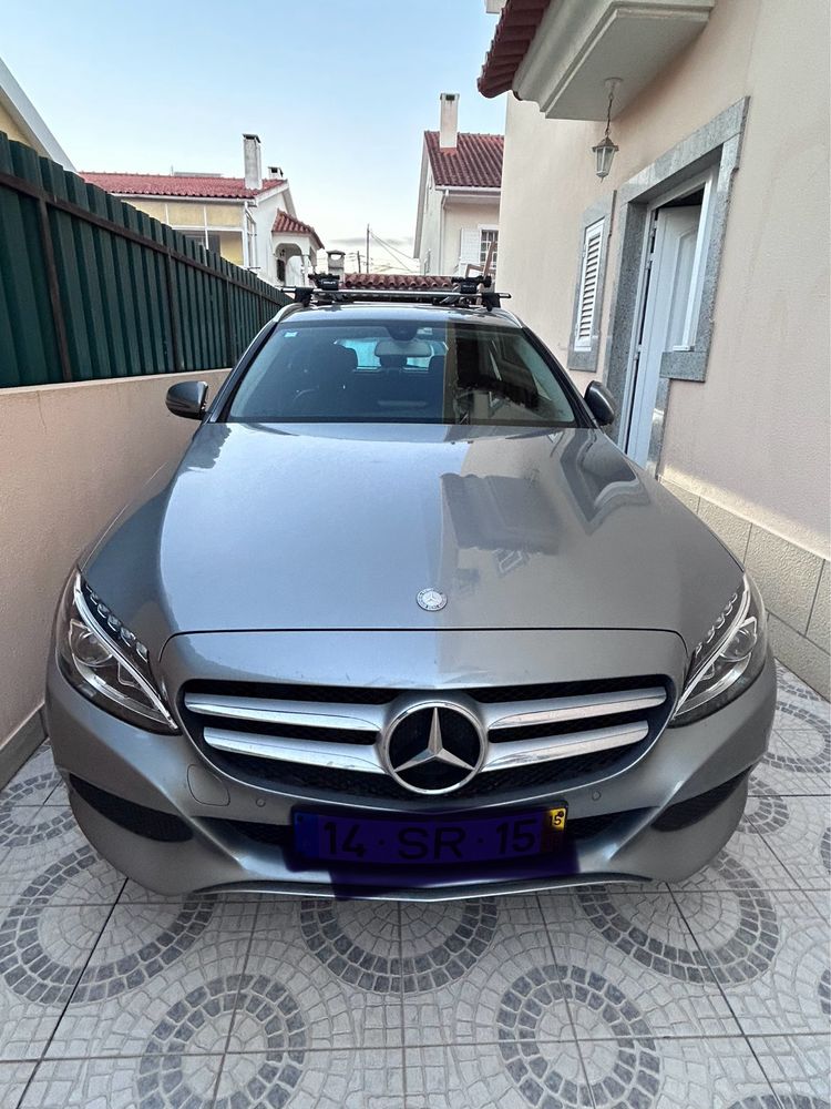 Carrinha Mercedes C220 cinzenta, excelente estado