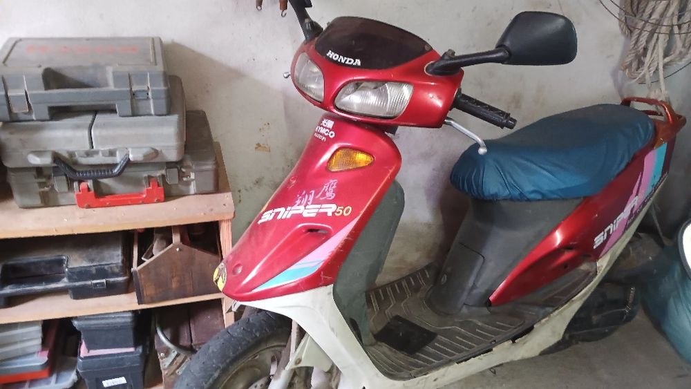 Scooter Kymko Sniper 50