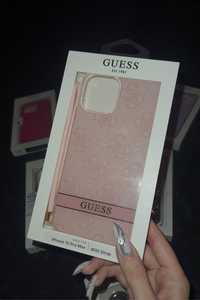 Розовый чехол GUESS на iPhone 12 Pro Max