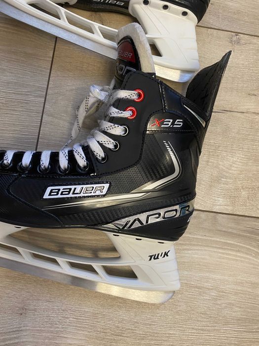 Хоккейные коньки Bauer Vapor X3.5