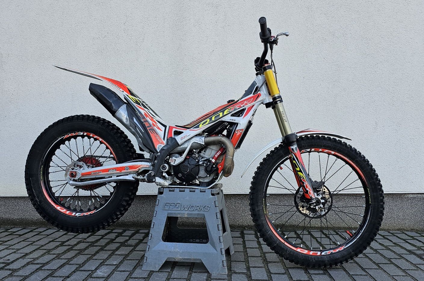 Motocykl trial TRS 250 RR